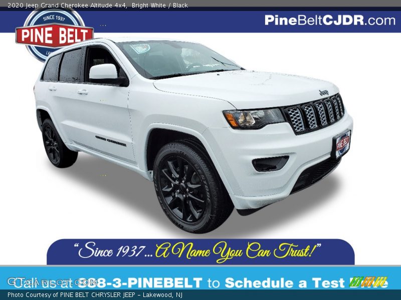Bright White / Black 2020 Jeep Grand Cherokee Altitude 4x4