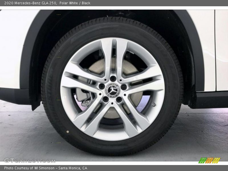 Polar White / Black 2020 Mercedes-Benz GLA 250