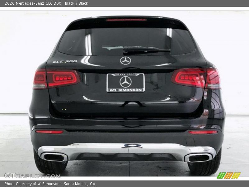 Black / Black 2020 Mercedes-Benz GLC 300