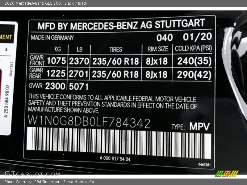 Black / Black 2020 Mercedes-Benz GLC 300