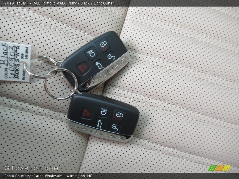 Narvik Black / Light Oyster 2019 Jaguar F-PACE Portfolio AWD