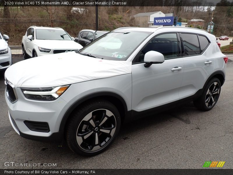  2020 XC40 T5 Momentum AWD Glacier Silver Metallic