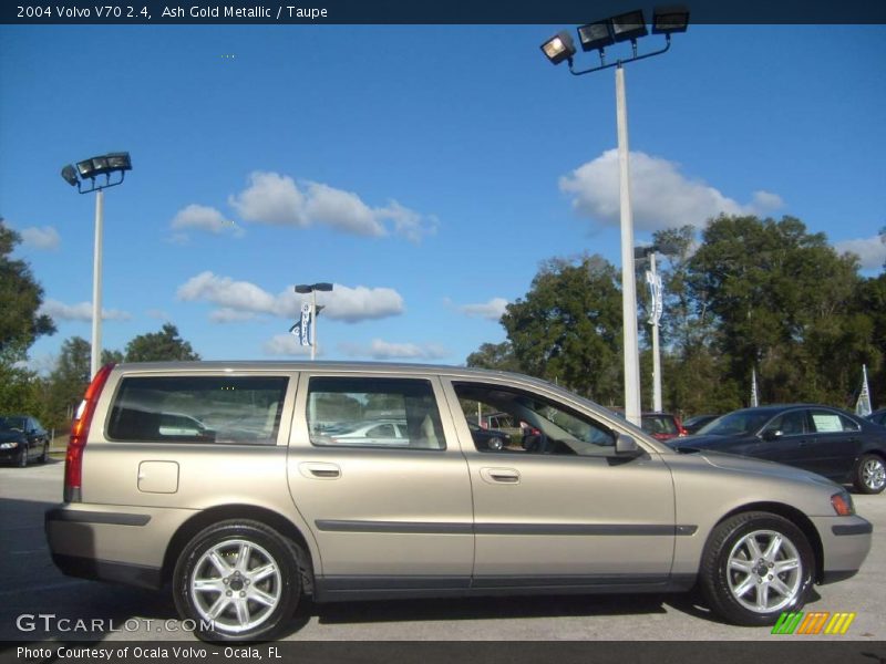 Ash Gold Metallic / Taupe 2004 Volvo V70 2.4