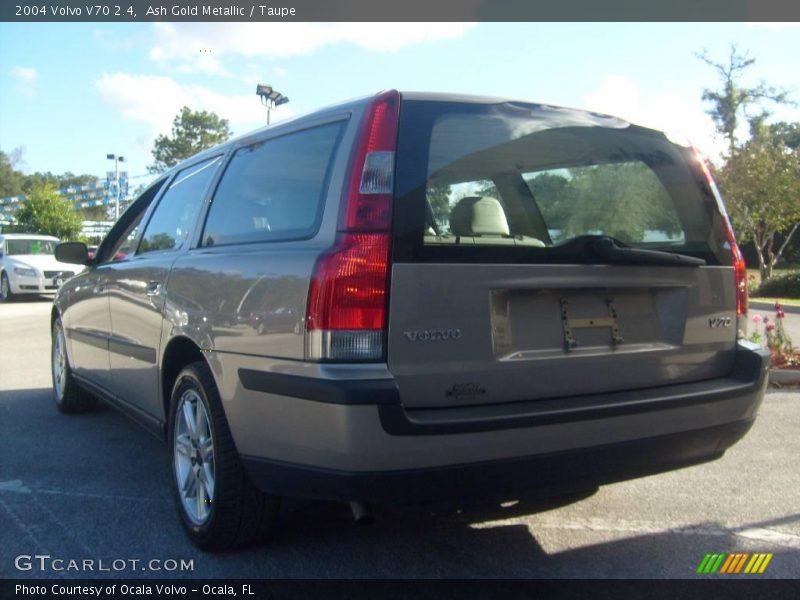 Ash Gold Metallic / Taupe 2004 Volvo V70 2.4