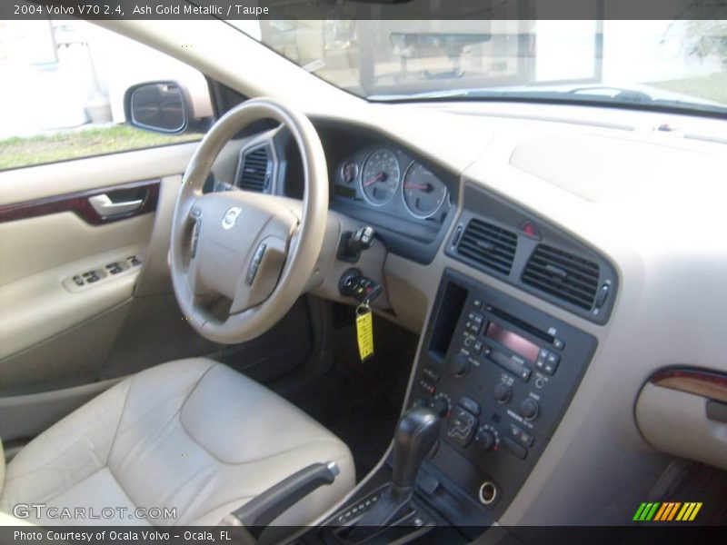 Ash Gold Metallic / Taupe 2004 Volvo V70 2.4