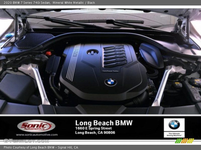 Mineral White Metallic / Black 2020 BMW 7 Series 740i Sedan