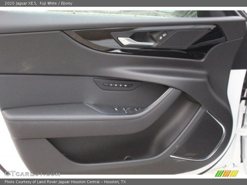 Fuji White / Ebony 2020 Jaguar XE S