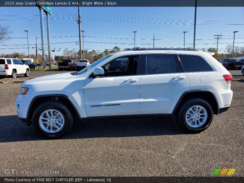 Bright White / Black 2020 Jeep Grand Cherokee Laredo E 4x4