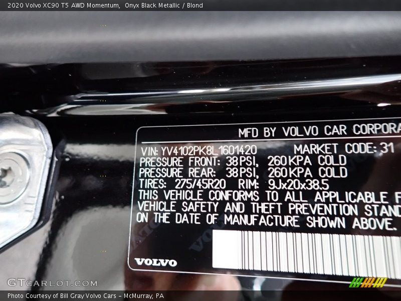 Onyx Black Metallic / Blond 2020 Volvo XC90 T5 AWD Momentum