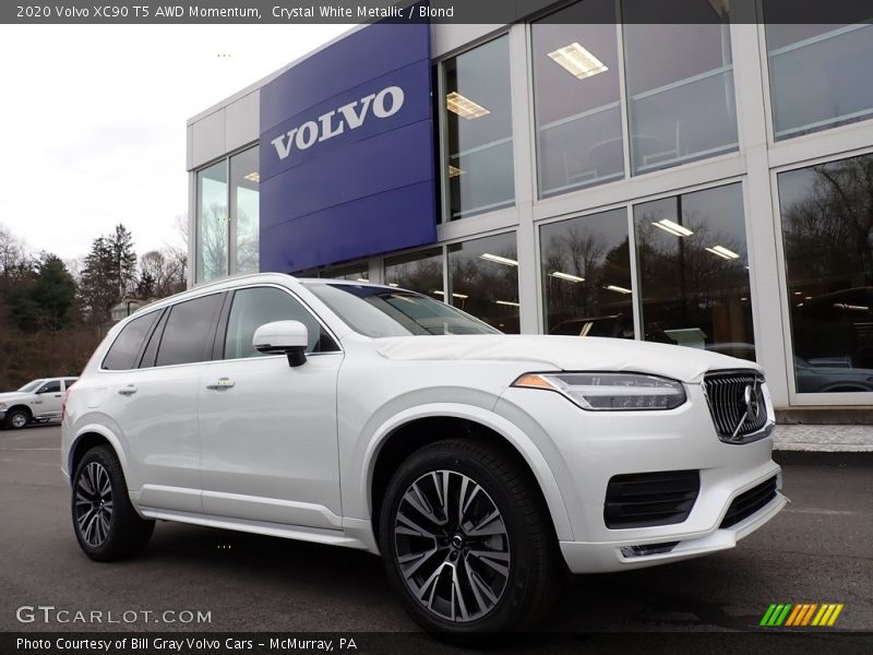 Crystal White Metallic / Blond 2020 Volvo XC90 T5 AWD Momentum