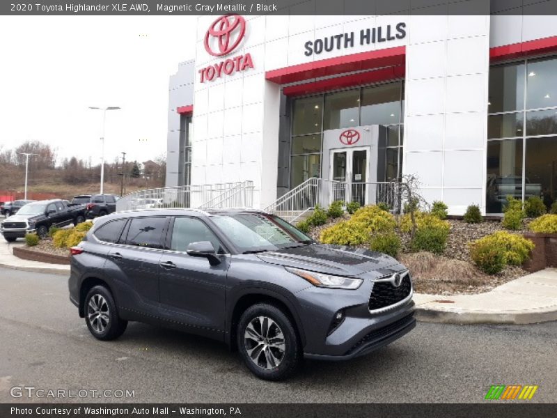 Magnetic Gray Metallic / Black 2020 Toyota Highlander XLE AWD