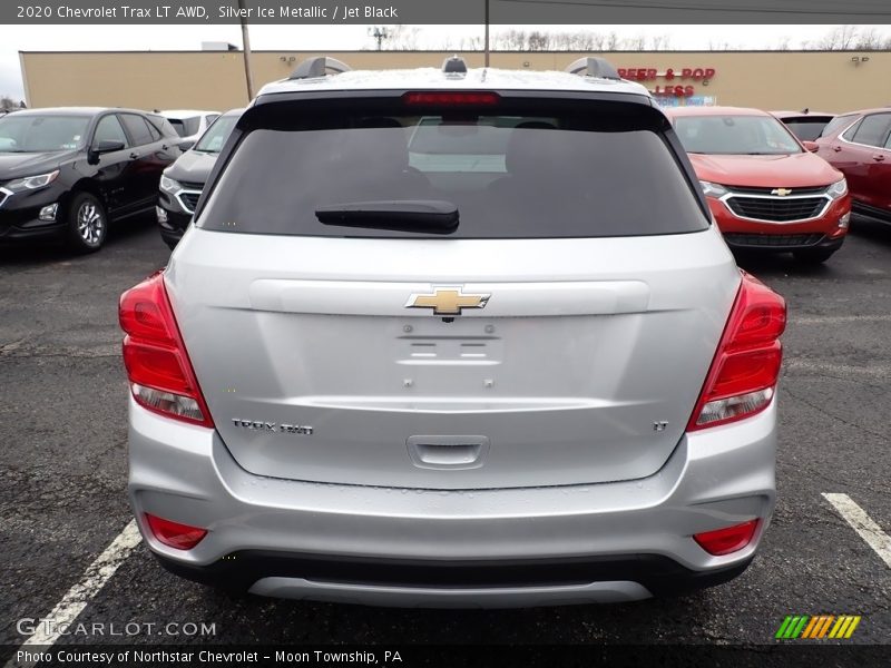 Silver Ice Metallic / Jet Black 2020 Chevrolet Trax LT AWD