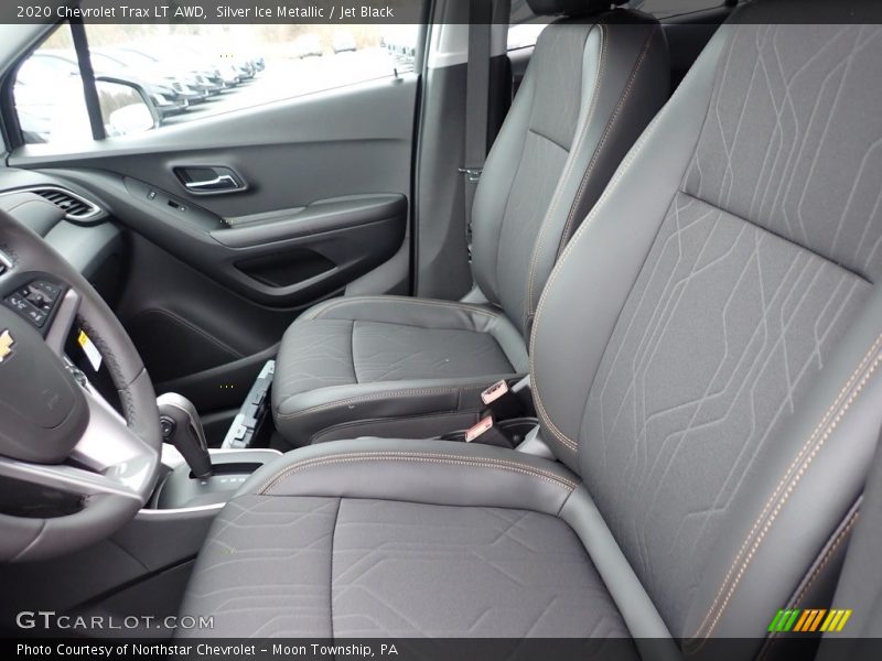 Silver Ice Metallic / Jet Black 2020 Chevrolet Trax LT AWD