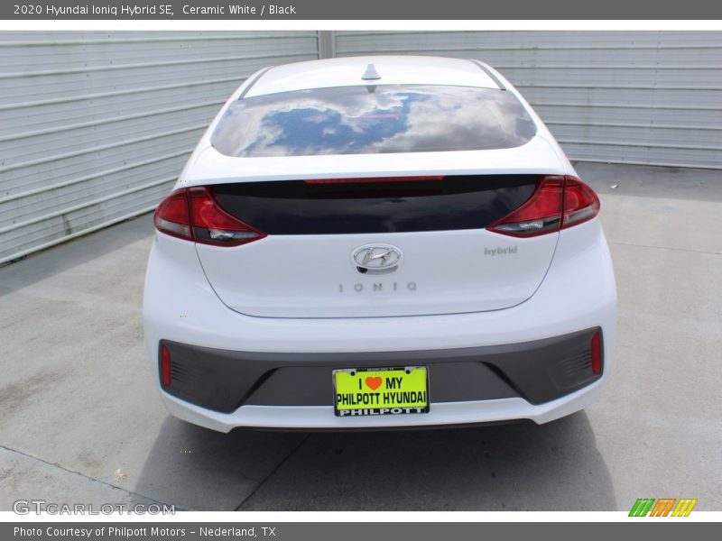 Ceramic White / Black 2020 Hyundai Ioniq Hybrid SE