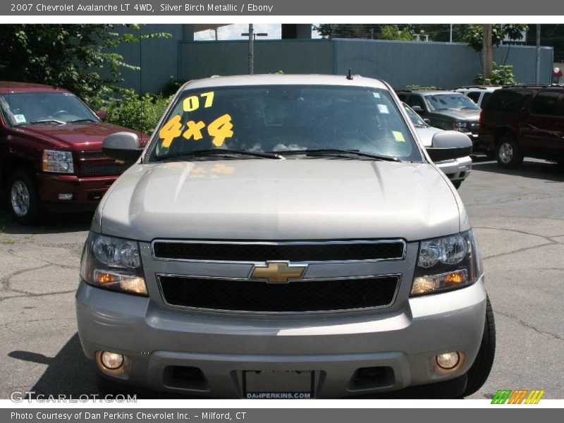 Silver Birch Metallic / Ebony 2007 Chevrolet Avalanche LT 4WD