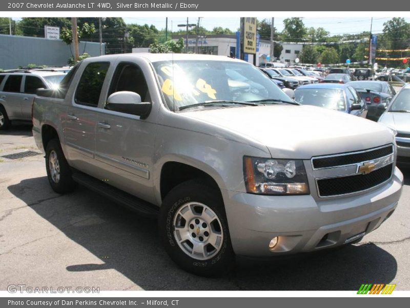 Silver Birch Metallic / Ebony 2007 Chevrolet Avalanche LT 4WD