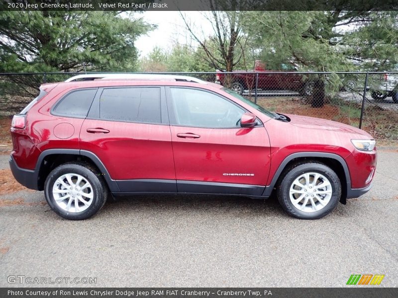 Velvet Red Pearl / Black 2020 Jeep Cherokee Latitude