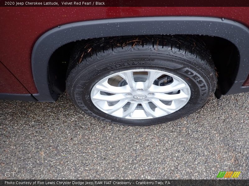 Velvet Red Pearl / Black 2020 Jeep Cherokee Latitude