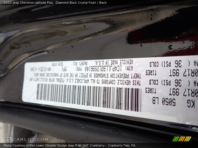 Diamond Black Crystal Pearl / Black 2020 Jeep Cherokee Latitude Plus