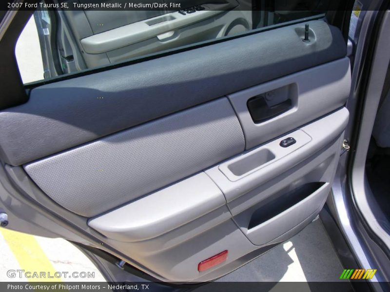 Tungsten Metallic / Medium/Dark Flint 2007 Ford Taurus SE