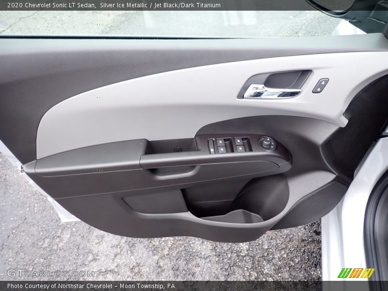Silver Ice Metallic / Jet Black/Dark Titanium 2020 Chevrolet Sonic LT Sedan