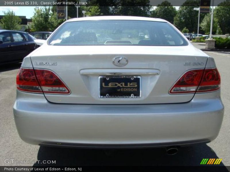 Classic Silver Metallic / Black 2005 Lexus ES 330