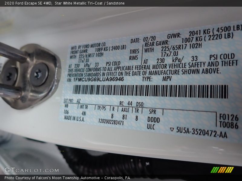 Star White Metallic Tri-Coat / Sandstone 2020 Ford Escape SE 4WD