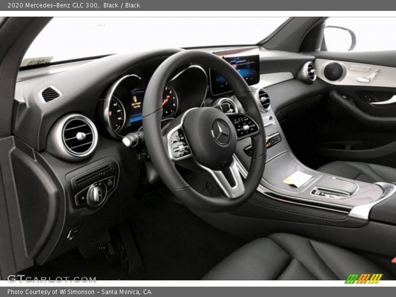 Black / Black 2020 Mercedes-Benz GLC 300