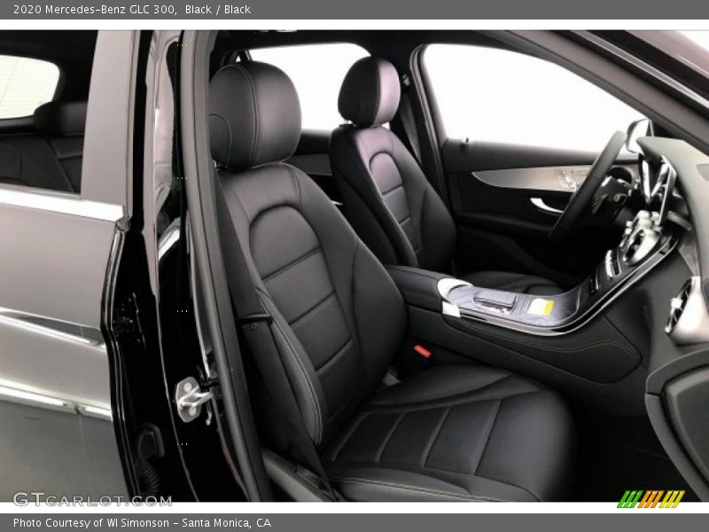 Black / Black 2020 Mercedes-Benz GLC 300