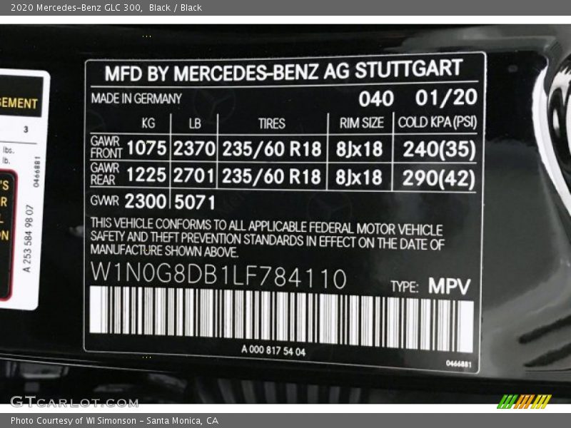 Black / Black 2020 Mercedes-Benz GLC 300