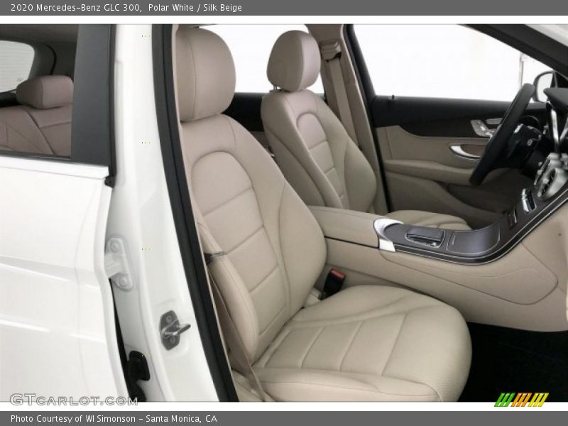 Polar White / Silk Beige 2020 Mercedes-Benz GLC 300