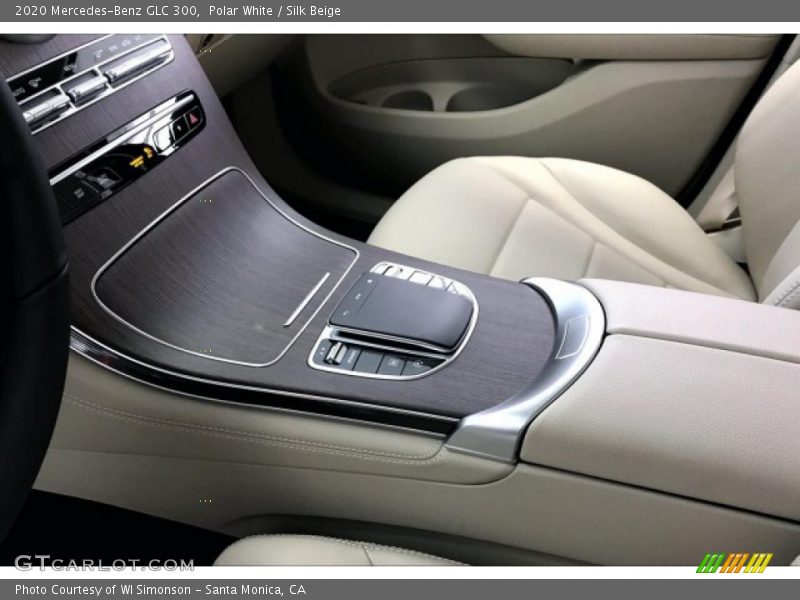 Polar White / Silk Beige 2020 Mercedes-Benz GLC 300