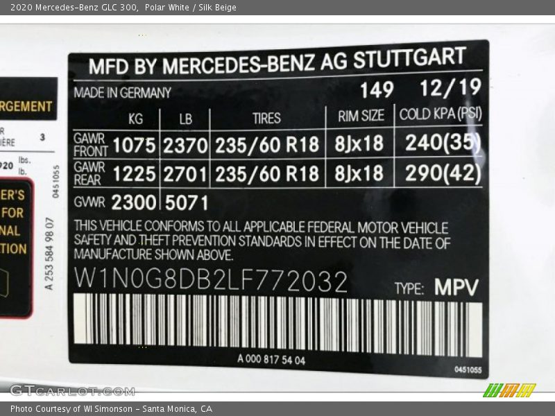 Polar White / Silk Beige 2020 Mercedes-Benz GLC 300