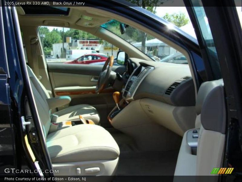 Black Onyx / Ivory 2005 Lexus RX 330 AWD