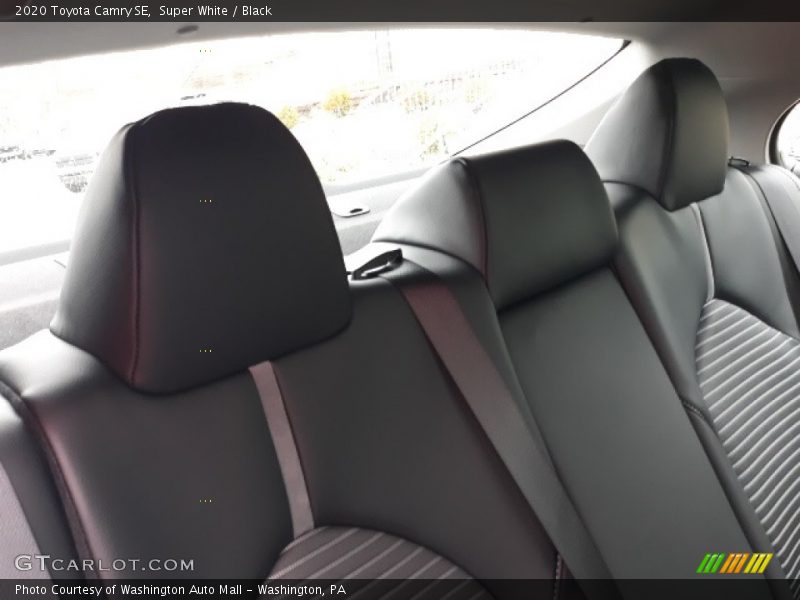 Super White / Black 2020 Toyota Camry SE