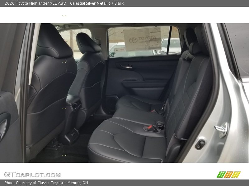 Celestial Silver Metallic / Black 2020 Toyota Highlander XLE AWD