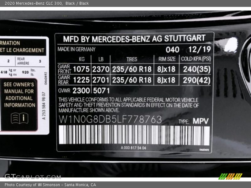 Black / Black 2020 Mercedes-Benz GLC 300
