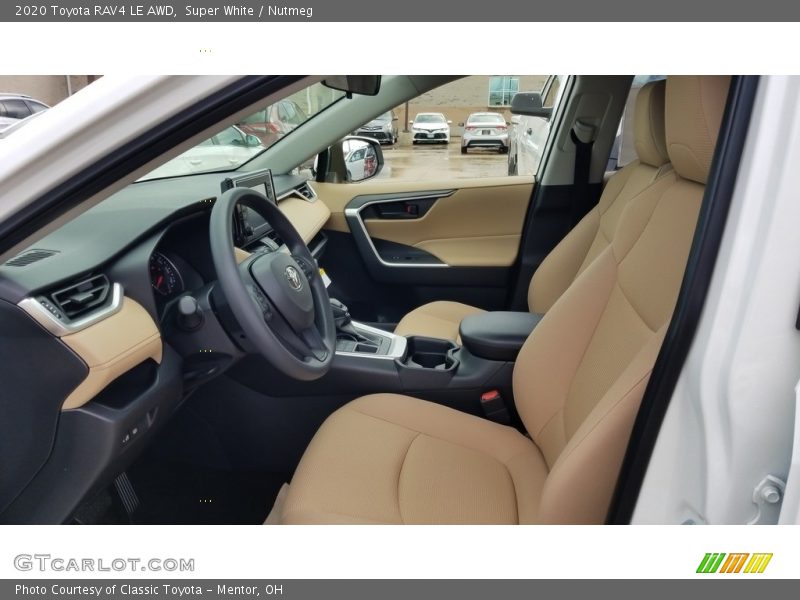 Super White / Nutmeg 2020 Toyota RAV4 LE AWD