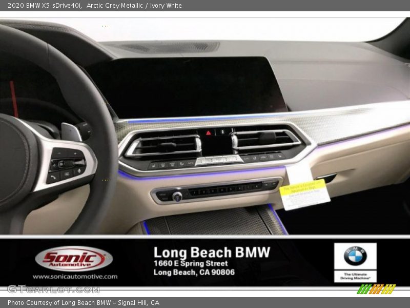 Arctic Grey Metallic / Ivory White 2020 BMW X5 sDrive40i