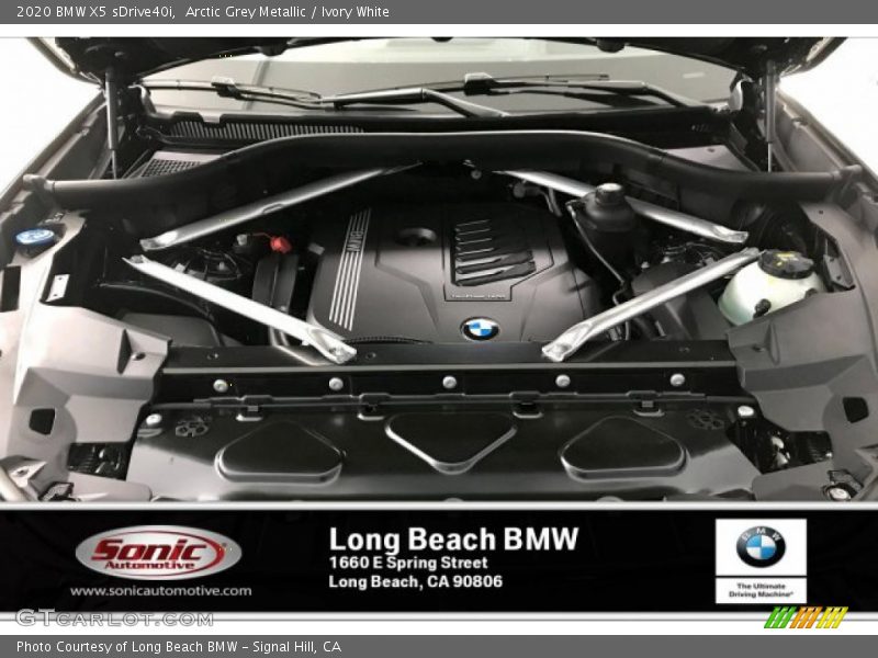 Arctic Grey Metallic / Ivory White 2020 BMW X5 sDrive40i