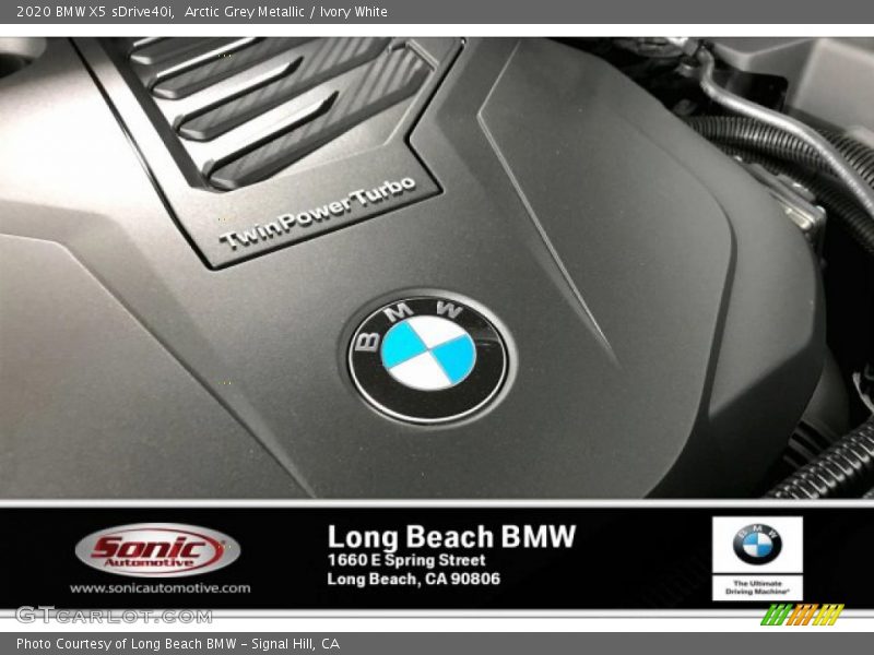 Arctic Grey Metallic / Ivory White 2020 BMW X5 sDrive40i