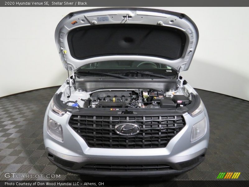 Stellar Silver / Black 2020 Hyundai Venue SE