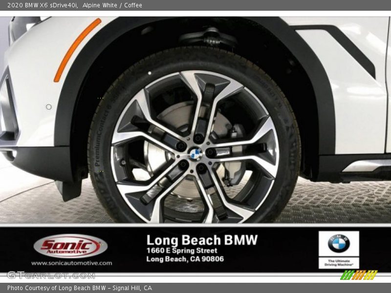 Alpine White / Coffee 2020 BMW X6 sDrive40i