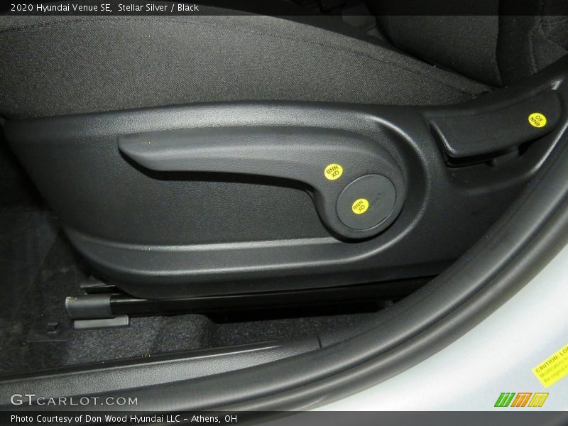 Stellar Silver / Black 2020 Hyundai Venue SE