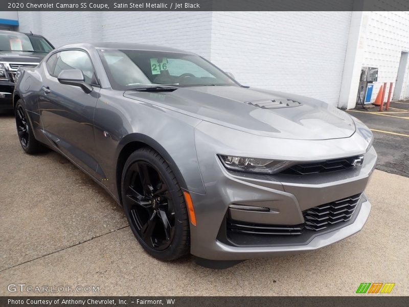 Front 3/4 View of 2020 Camaro SS Coupe