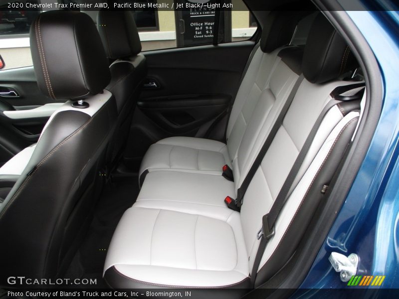 Pacific Blue Metallic / Jet Black/­Light Ash 2020 Chevrolet Trax Premier AWD