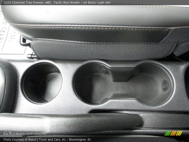 Pacific Blue Metallic / Jet Black/­Light Ash 2020 Chevrolet Trax Premier AWD