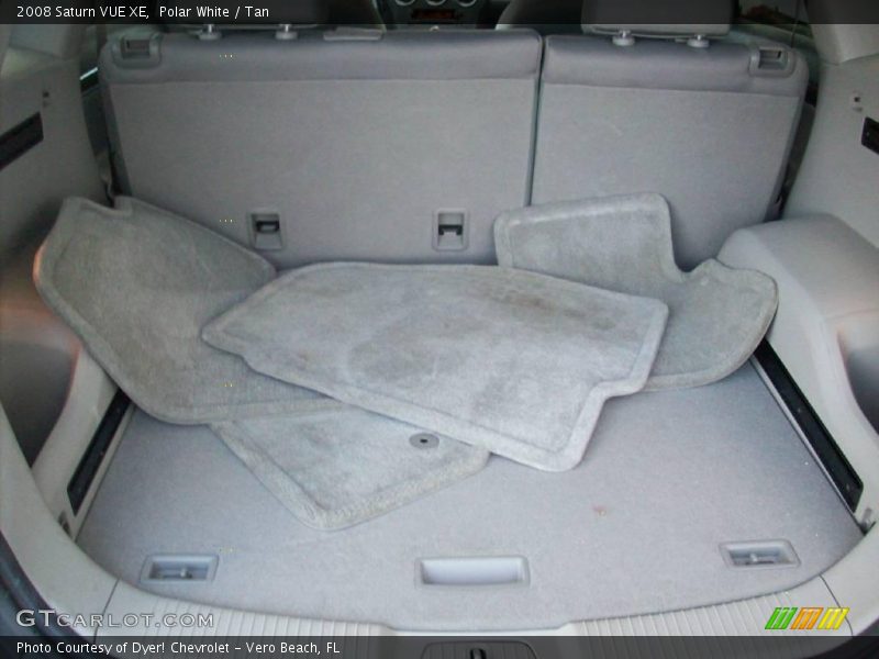 Polar White / Tan 2008 Saturn VUE XE