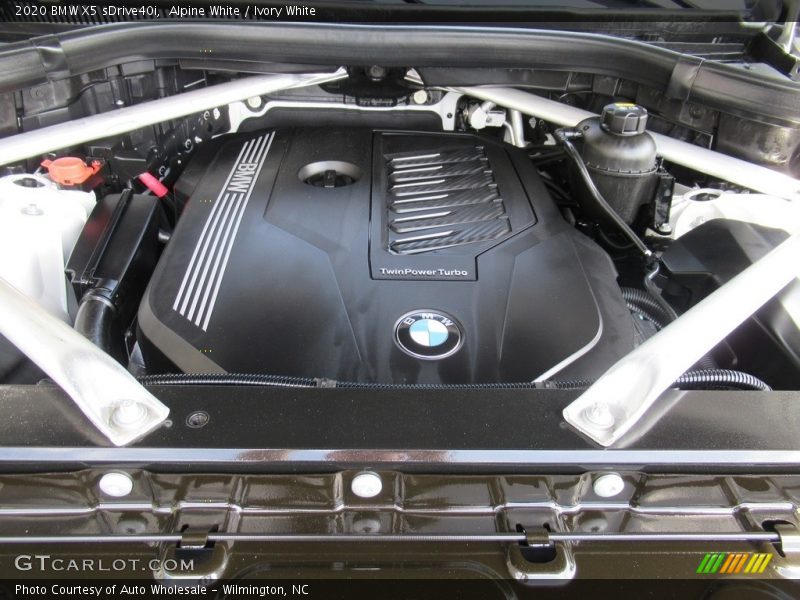 Alpine White / Ivory White 2020 BMW X5 sDrive40i