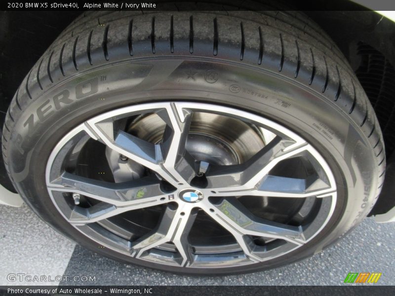 Alpine White / Ivory White 2020 BMW X5 sDrive40i